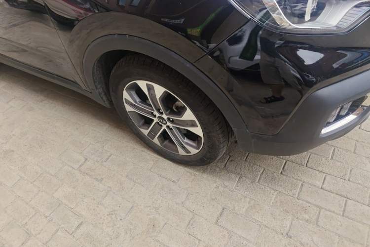 Used Kia Sportage R 2019 2.0L Automatic Smart Luxury Edition Right Front Wheel Hub