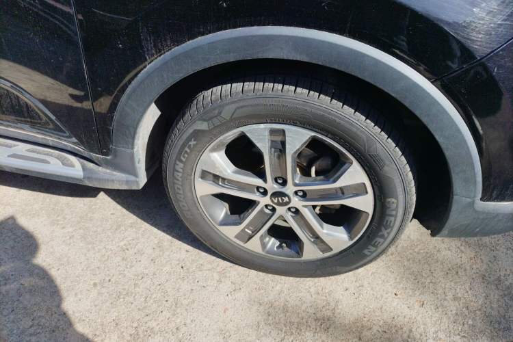 Used Kia Sportage R 2019 2.0L Automatic Smart Luxury Edition Right Front Wheel Hub