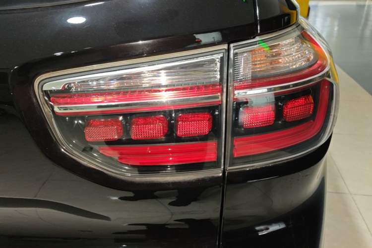 Used Kia Sportage R 2019 2.0L Automatic Smart Luxury Edition Right Rear Taillight