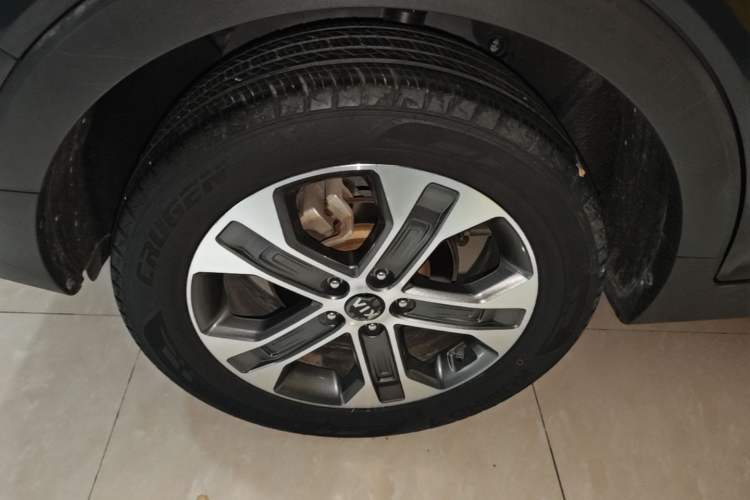 Used Kia Sportage R 2019 2.0L Automatic Smart Luxury Edition Right Rear Wheel Hub