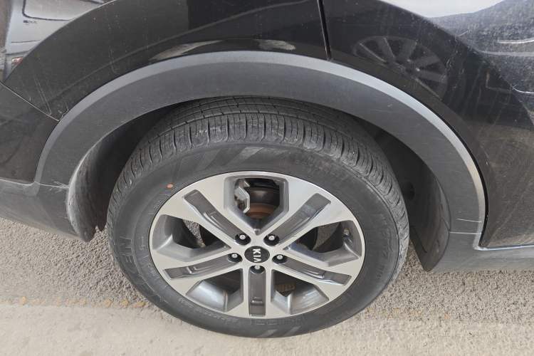 Used Kia Sportage R 2019 2.0L Automatic Smart Luxury Edition Right Rear Wheel Hub