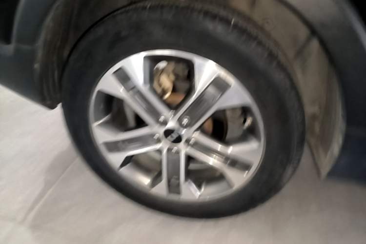 Used Kia Sportage R 2019 2.0L Automatic Smart Luxury Edition Right Rear Wheel Hub
