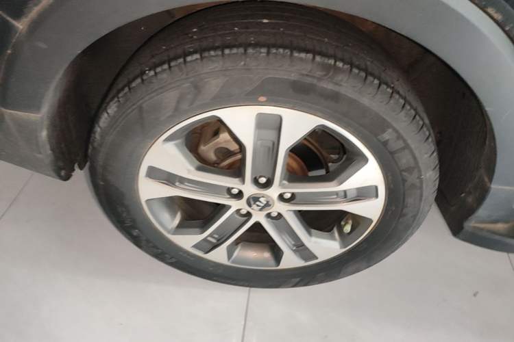Used Kia Sportage R 2019 2.0L Automatic Smart Luxury Edition Right Rear Wheel Hub