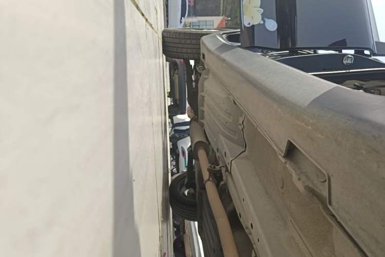 Used Kia Sportage R 2019 2.0L Automatic Smart Luxury Edition Right Side Sill