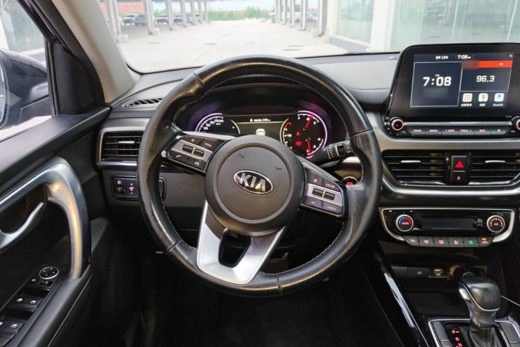 Used Kia Sportage R 2019 2.0L Automatic Smart Luxury Edition Steering Wheel