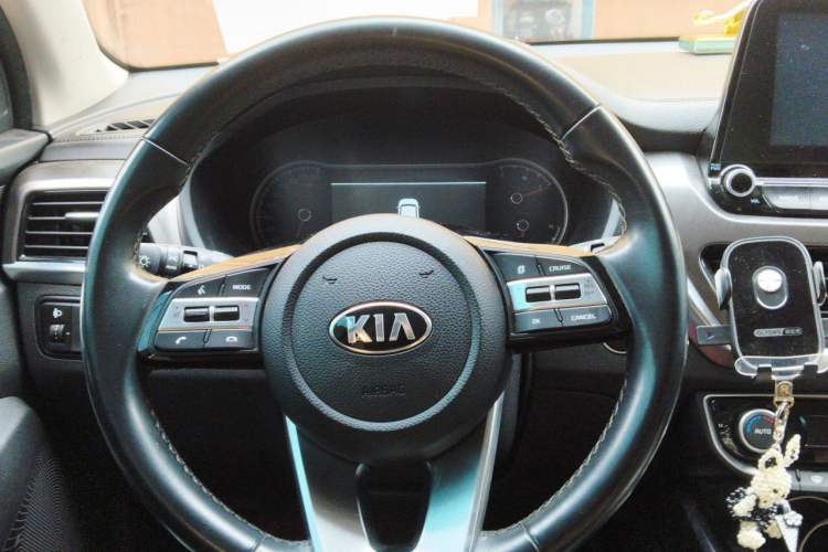 Used Kia Sportage R 2019 2.0L Automatic Smart Luxury Edition Steering Wheel