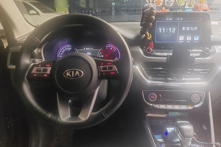 Used Kia Sportage R 2019 2.0L Automatic Smart Luxury Edition Steering Wheel