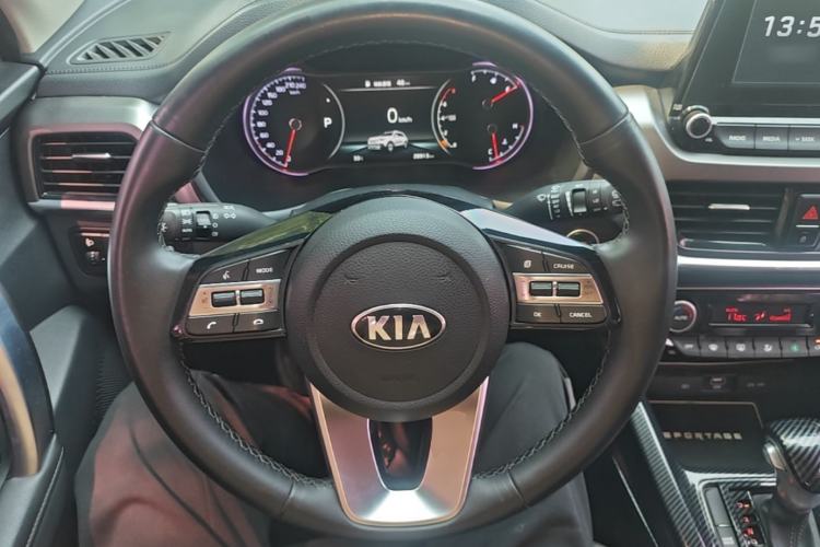 Used Kia Sportage R 2019 2.0L Automatic Smart Luxury Edition Steering Wheel