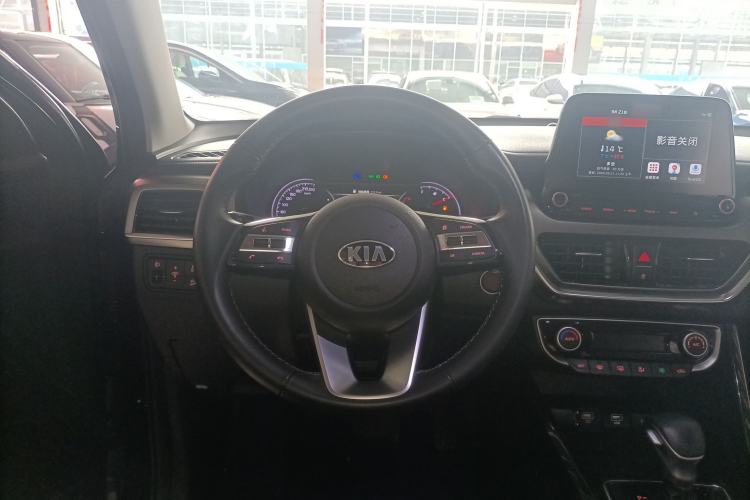 Used Kia Sportage R 2019 2.0L Automatic Smart Luxury Edition Steering Wheel