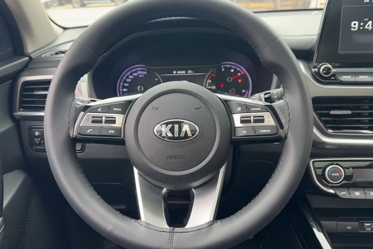 Used Kia Sportage R 2019 2.0L Automatic Smart Luxury Edition Steering Wheel