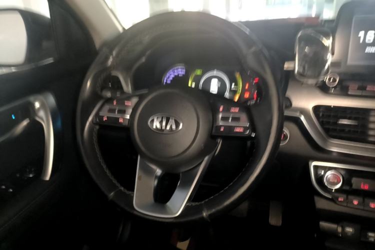 Used Kia Sportage R 2019 2.0L Automatic Smart Luxury Edition Steering Wheel