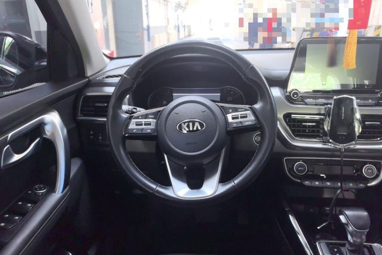 Used Kia Sportage R 2019 2.0L Automatic Smart Luxury Edition Steering Wheel