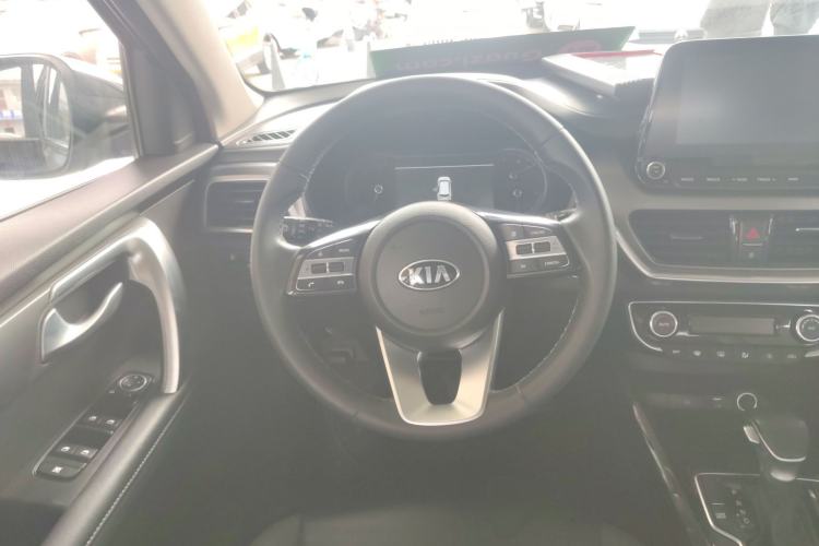 Used Kia Sportage R 2019 2.0L Automatic Smart Luxury Edition Steering Wheel