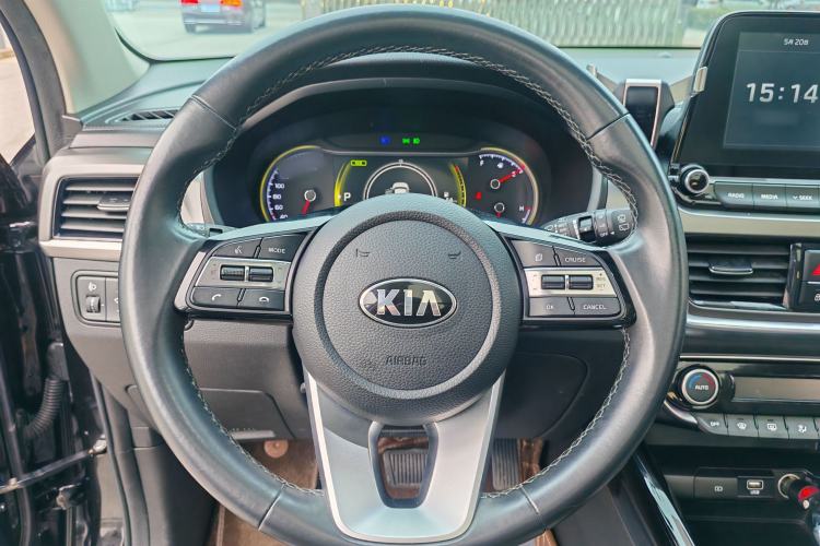 Used Kia Sportage R 2019 2.0L Automatic Smart Luxury Edition Steering Wheel