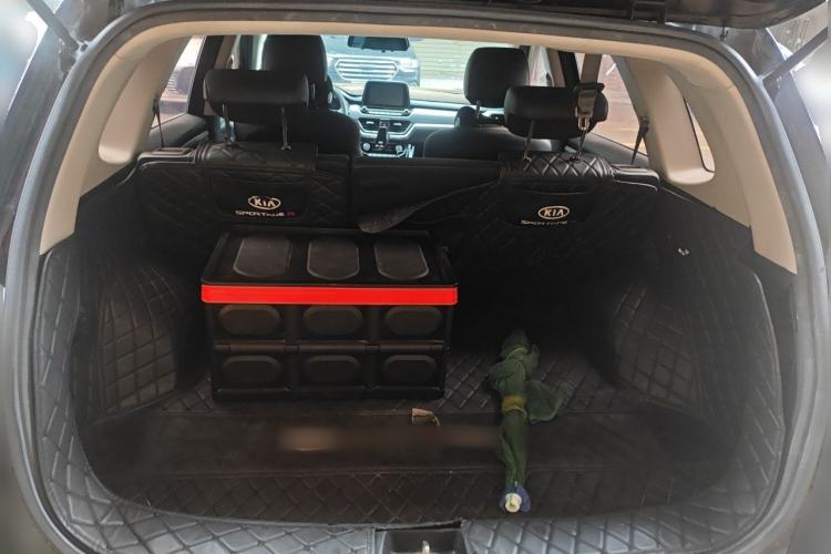 Used Kia Sportage R 2019 2.0L Automatic Smart Luxury Edition Trunk
