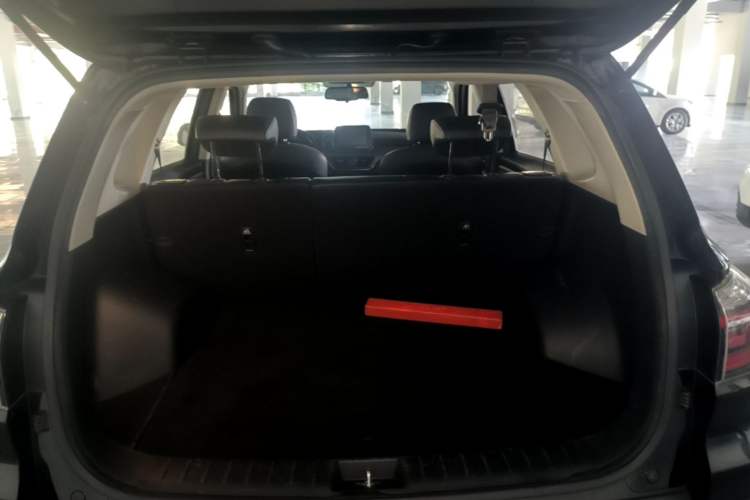 Used Kia Sportage R 2019 2.0L Automatic Smart Luxury Edition Trunk