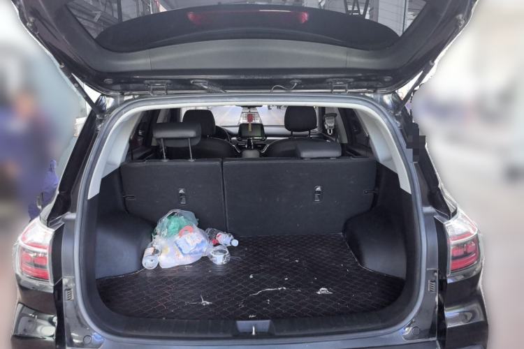Used Kia Sportage R 2019 2.0L Automatic Smart Luxury Edition Trunk