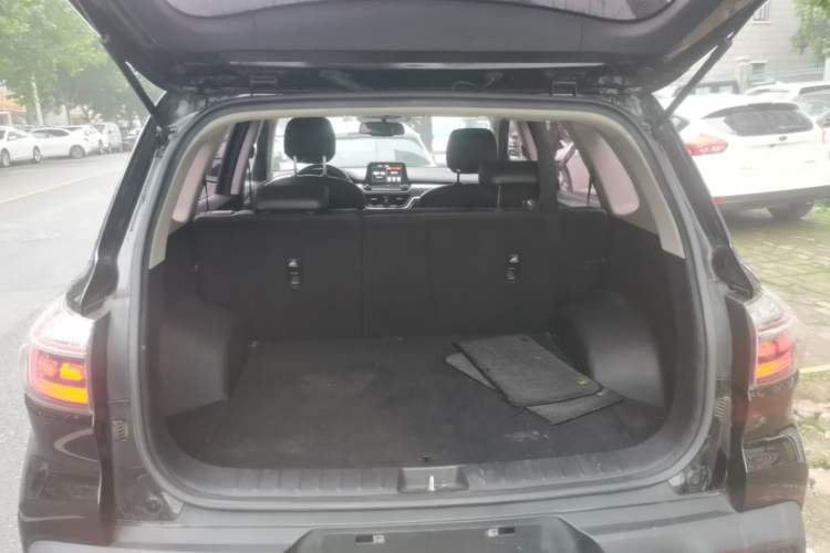 Used Kia Sportage R 2019 2.0L Automatic Smart Luxury Edition Trunk