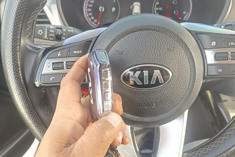 Used Kia Sportage R 2019 2.0L Automatic Smart Luxury Edition Vehicle Key
