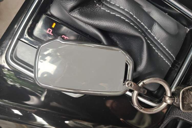Used Kia Sportage R 2019 2.0L Automatic Smart Luxury Edition Vehicle Key