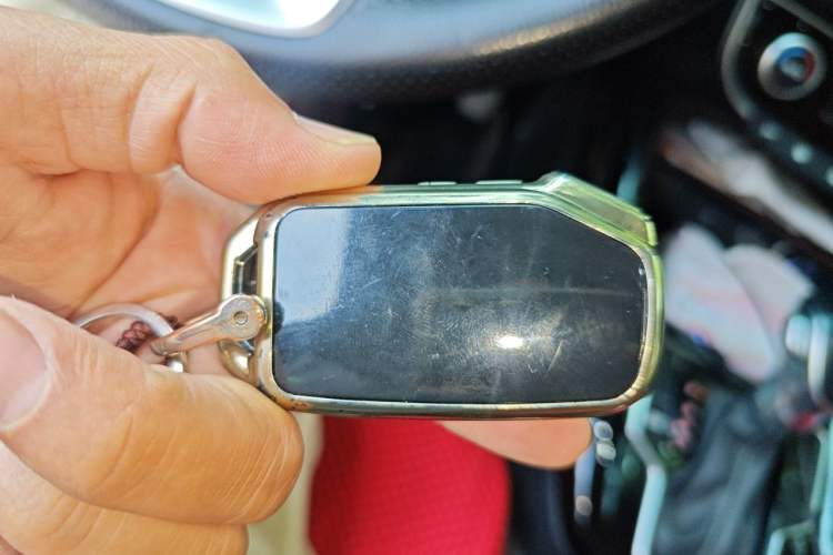 Used Kia Sportage R 2019 2.0L Automatic Smart Luxury Edition Vehicle Key