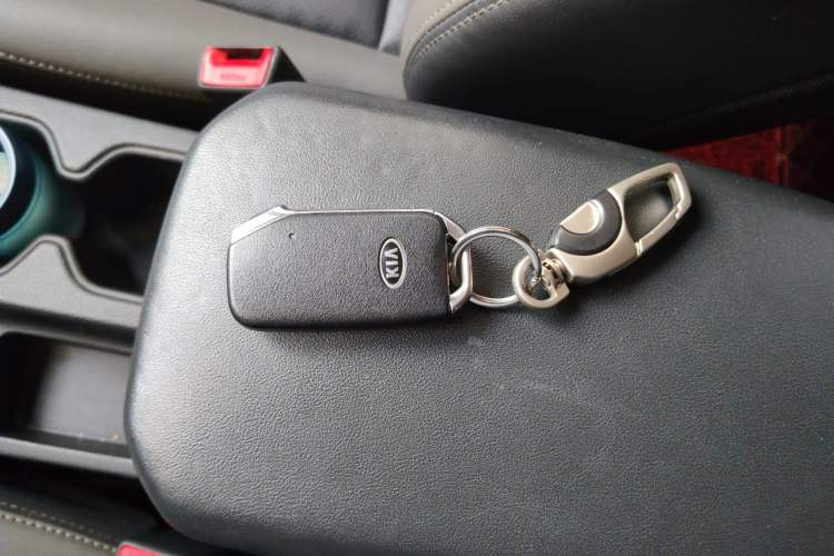 Used Kia Sportage R 2019 2.0L Automatic Smart Luxury Edition Vehicle Key