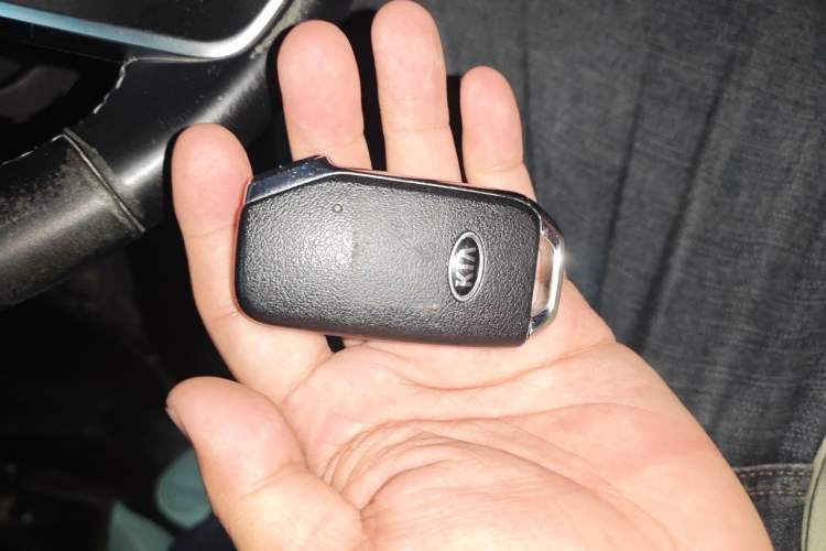 Used Kia Sportage R 2019 2.0L Automatic Smart Luxury Edition Vehicle Key