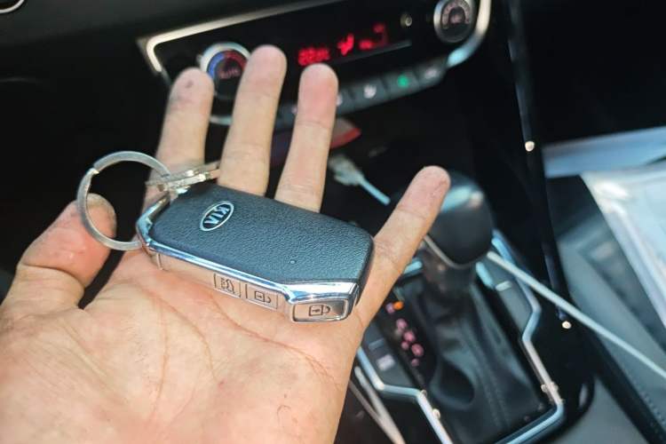 Used Kia Sportage R 2019 2.0L Automatic Smart Luxury Edition Vehicle Key