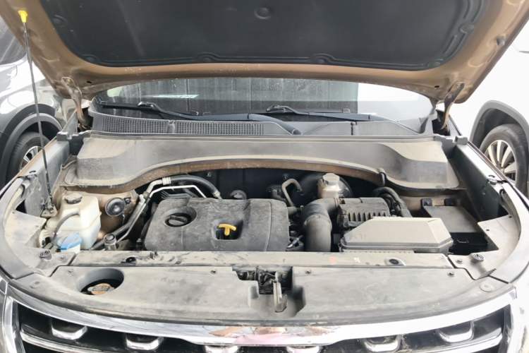Used Kia Sportage R 2019 2.0L Automatic Smart Luxury Edition Engine Bay