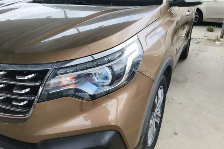Used Kia Sportage R 2019 2.0L Automatic Smart Luxury Edition Left Front Headlight