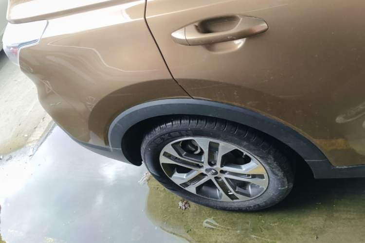 Used Kia Sportage R 2019 2.0L Automatic Smart Luxury Edition Right Rear Wheel Hub