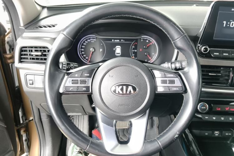 Used Kia Sportage R 2019 2.0L Automatic Smart Luxury Edition Steering Wheel