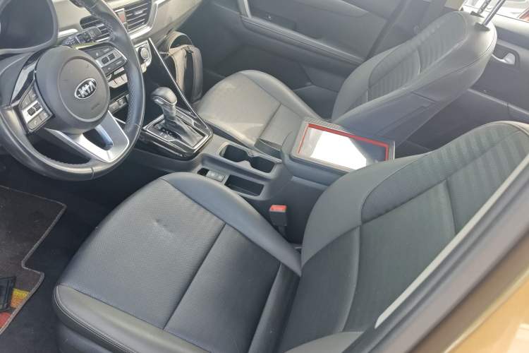 Used Kia Sportage R 2019 2.0L Automatic Smart Luxury Edition Left Front Seat