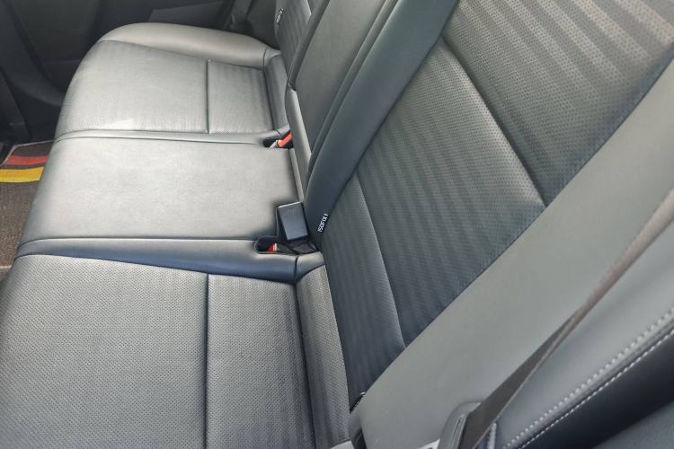 Used Kia Sportage R 2019 2.0L Automatic Smart Luxury Edition Left Rear Seat