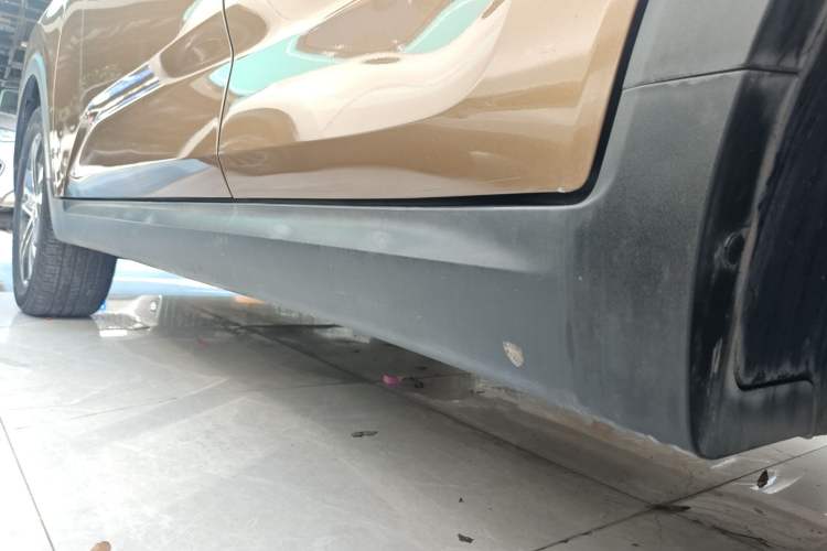 Used Kia Sportage R 2019 2.0L Automatic Smart Luxury Edition Left Side Sill