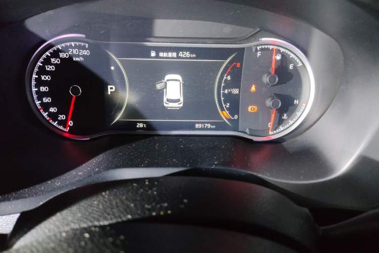 Used Kia Sportage R 2019 2.0L Automatic Smart Luxury Edition Odometer Close Up