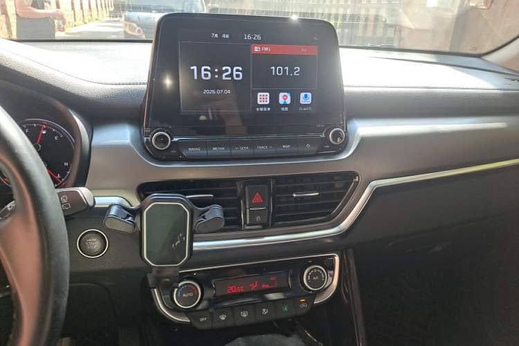 Used Kia Sportage R 2019 2.0L Automatic Smart Luxury Edition Audio And AC Panel