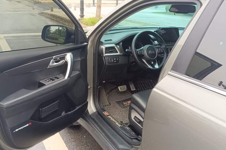 Used Kia Sportage R 2019 2.0L Automatic Smart Luxury Edition Driver Seat