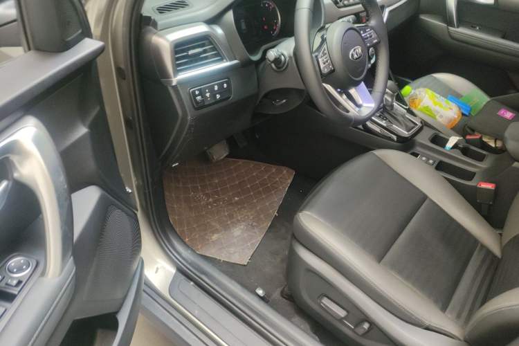 Used Kia Sportage R 2019 2.0L Automatic Smart Luxury Edition Driver Seat