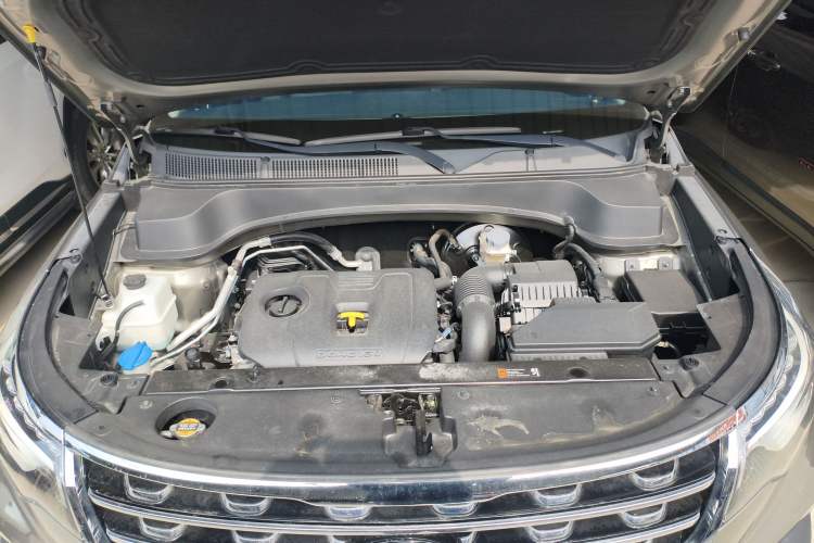 Used Kia Sportage R 2019 2.0L Automatic Smart Luxury Edition Engine Bay