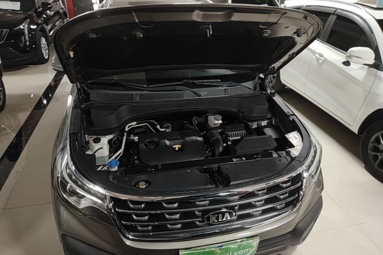 Used Kia Sportage R 2019 2.0L Automatic Smart Luxury Edition Engine Bay