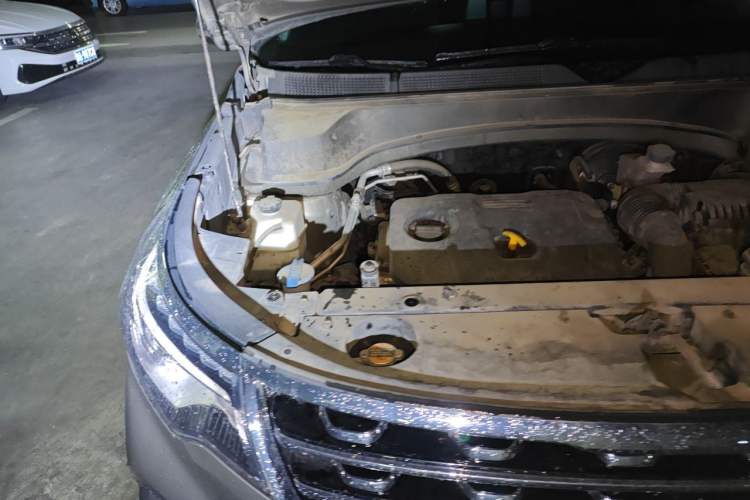 Used Kia Sportage R 2019 2.0L Automatic Smart Luxury Edition Engine Bay Right
