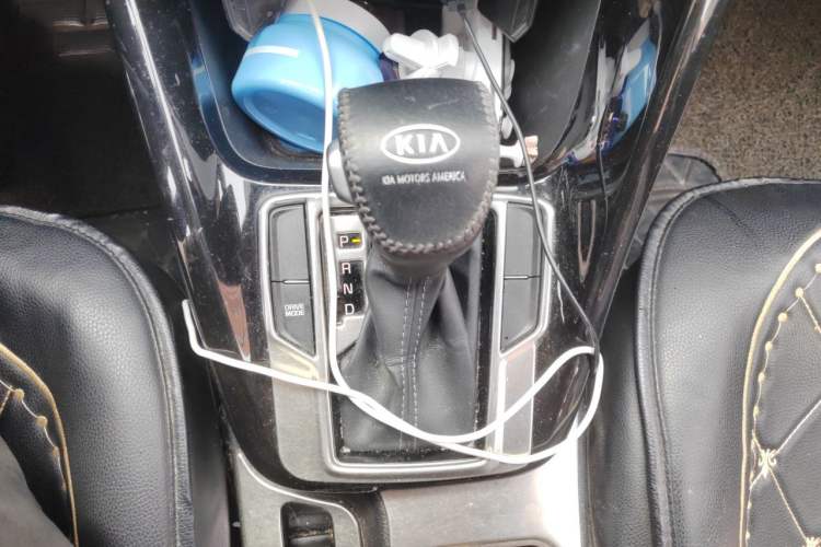 Used Kia Sportage R 2019 2.0L Automatic Smart Luxury Edition Gear Lever