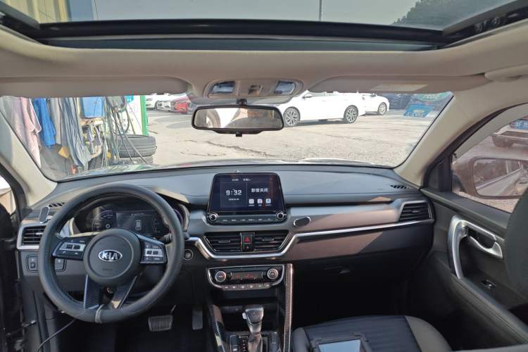 Used Kia Sportage R 2019 2.0L Automatic Smart Luxury Edition Headliner