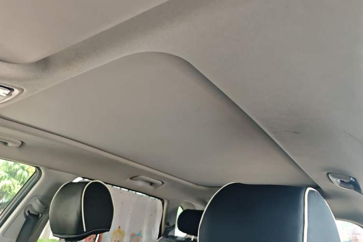 Used Kia Sportage R 2019 2.0L Automatic Smart Luxury Edition Headliner