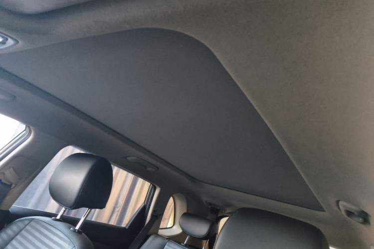 Used Kia Sportage R 2019 2.0L Automatic Smart Luxury Edition Headliner