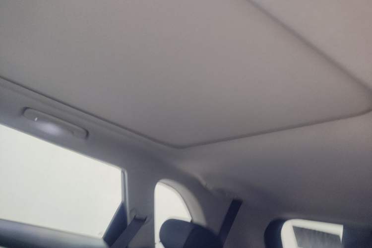 Used Kia Sportage R 2019 2.0L Automatic Smart Luxury Edition Headliner