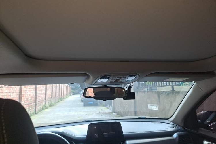 Used Kia Sportage R 2019 2.0L Automatic Smart Luxury Edition Headliner