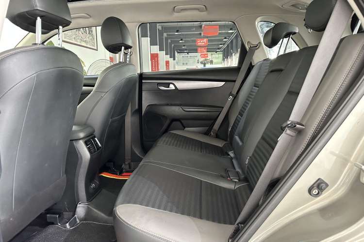 Used Kia Sportage R 2019 2.0L Automatic Smart Luxury Edition Interior 3