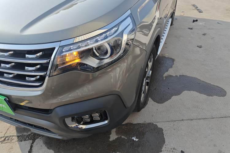 Used Kia Sportage R 2019 2.0L Automatic Smart Luxury Edition Left Front Headlight